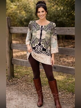 COCO BIANCO Women’s small pullover wide 3/4 sleeve top.